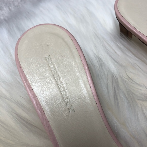 Burberry | Pebbled Leather Pink Mule Sandals 37 - Picture 3 of 9